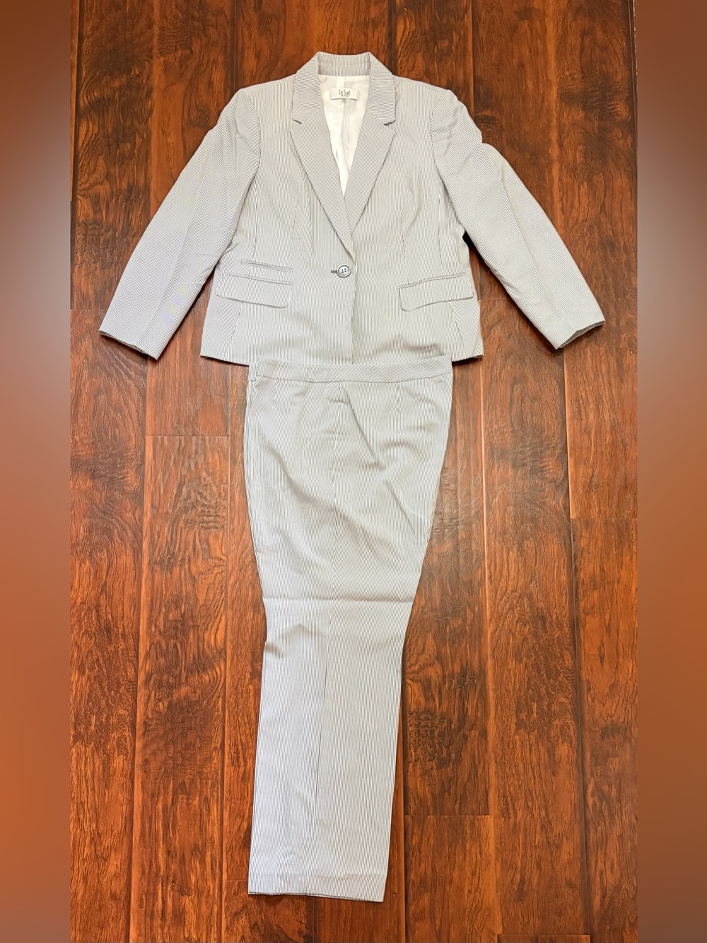Le Suit Petite 16P Black White Pinstripe 2 Piece Pant Suit Blazer Pants